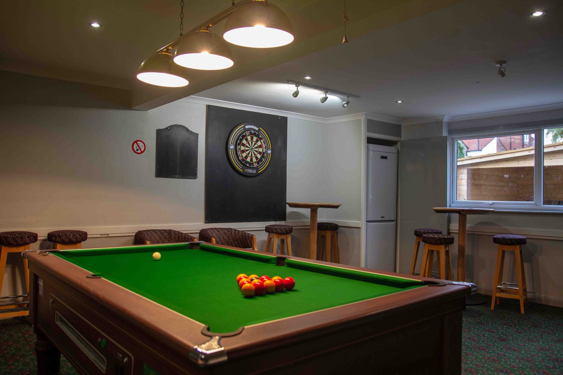 Pool table