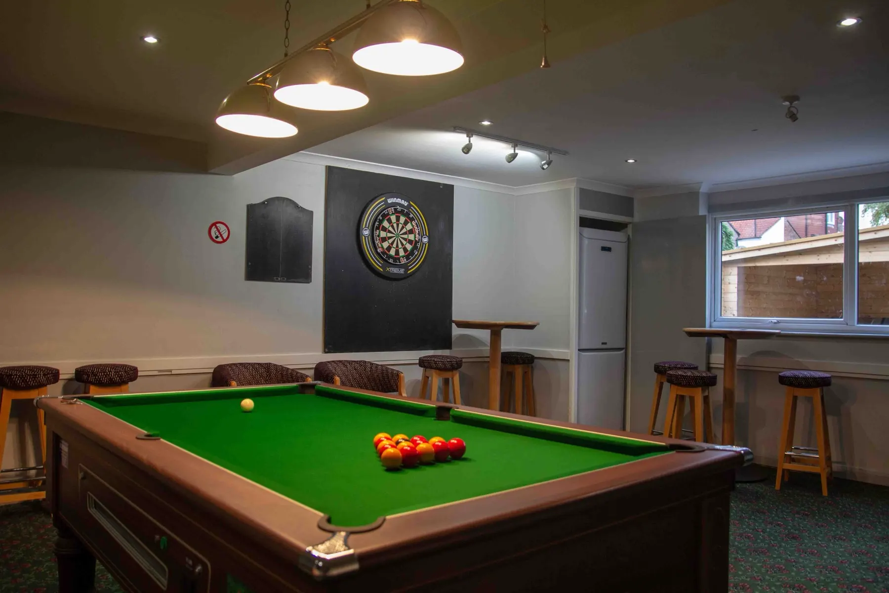 Pool table